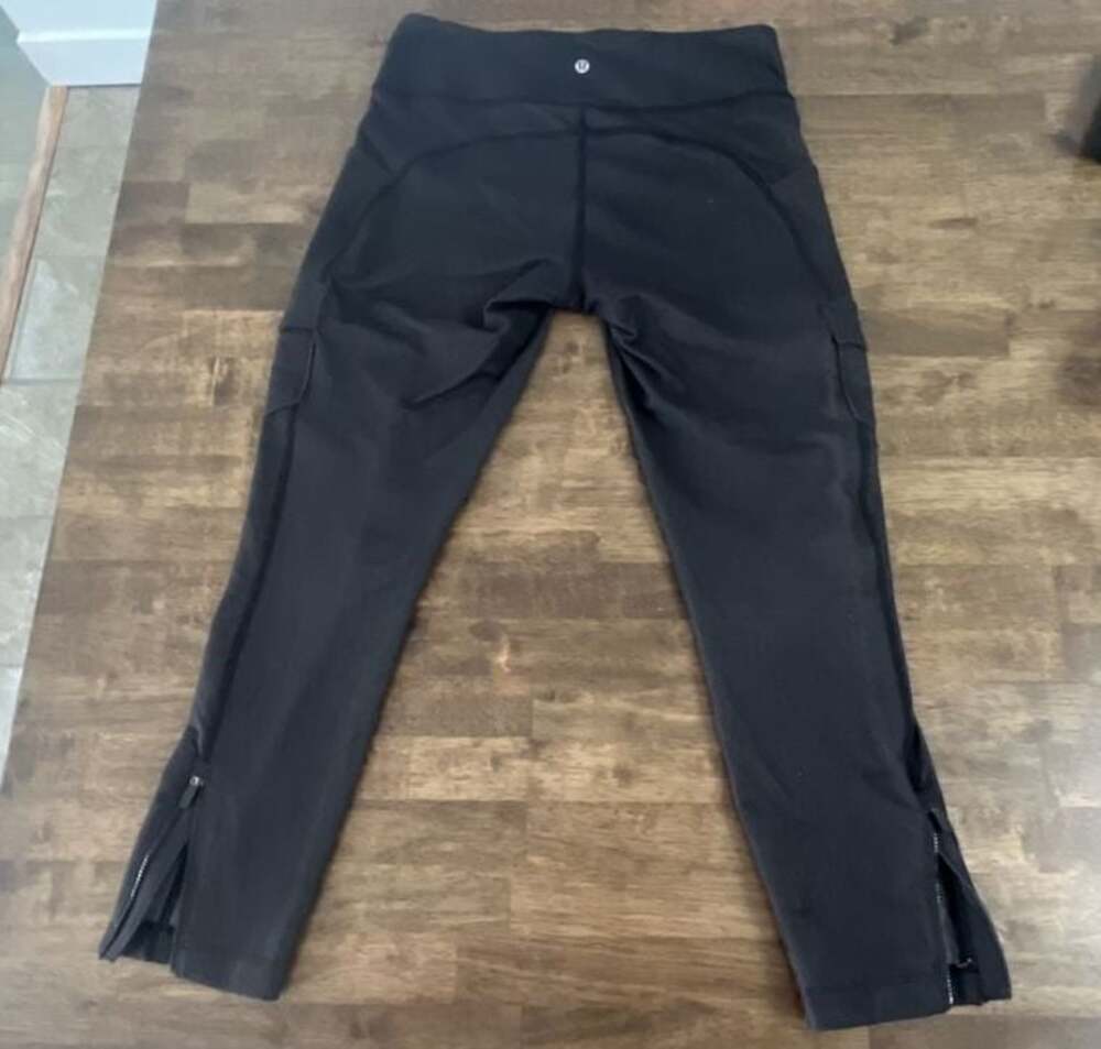 Lululemon Black High Rise Pocket Leggings with Ankle Zippers Size 8